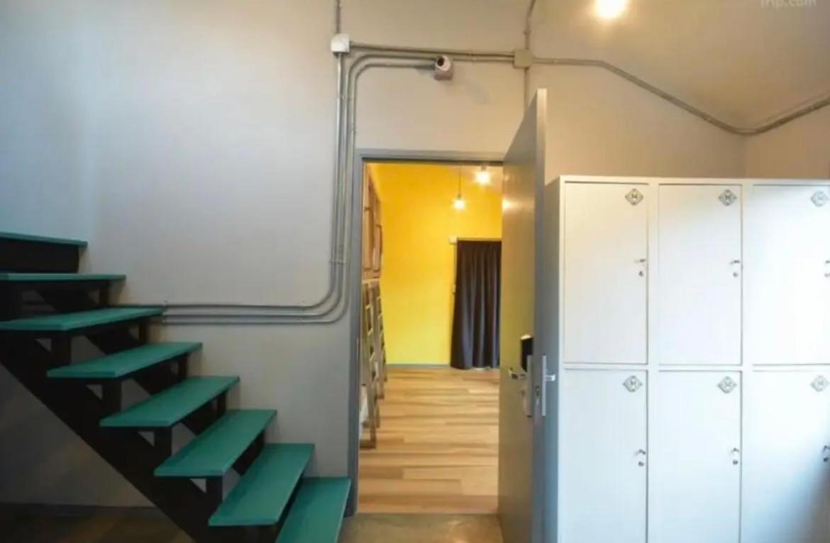 Bangkok Silom Chat Box Hostel Esterno foto